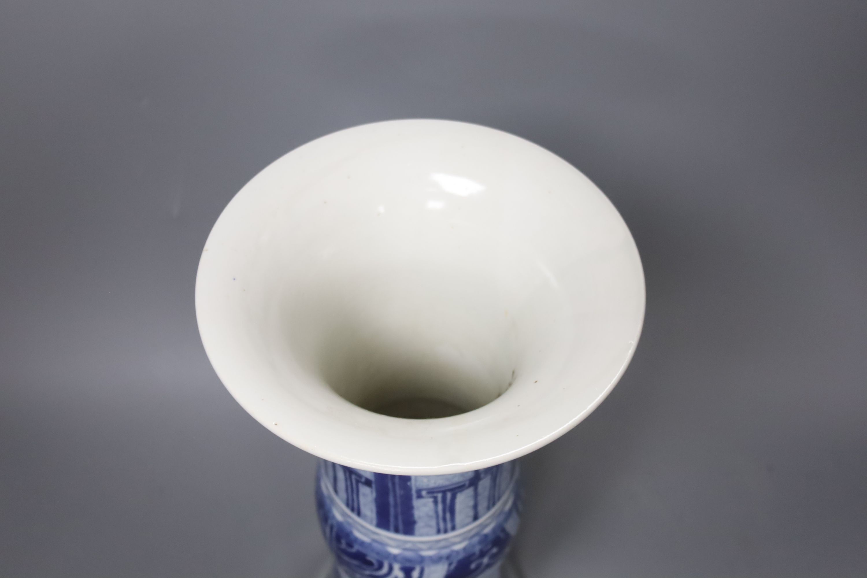 A Chinese blue and white beaker vase 33cm